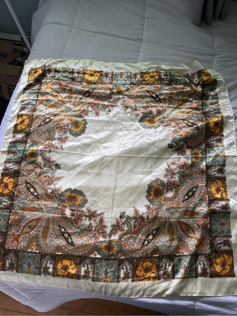 Cream Floral Paisley Scarf
